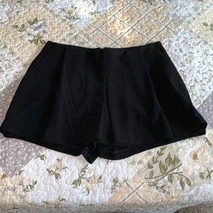 Sam Edelman skort